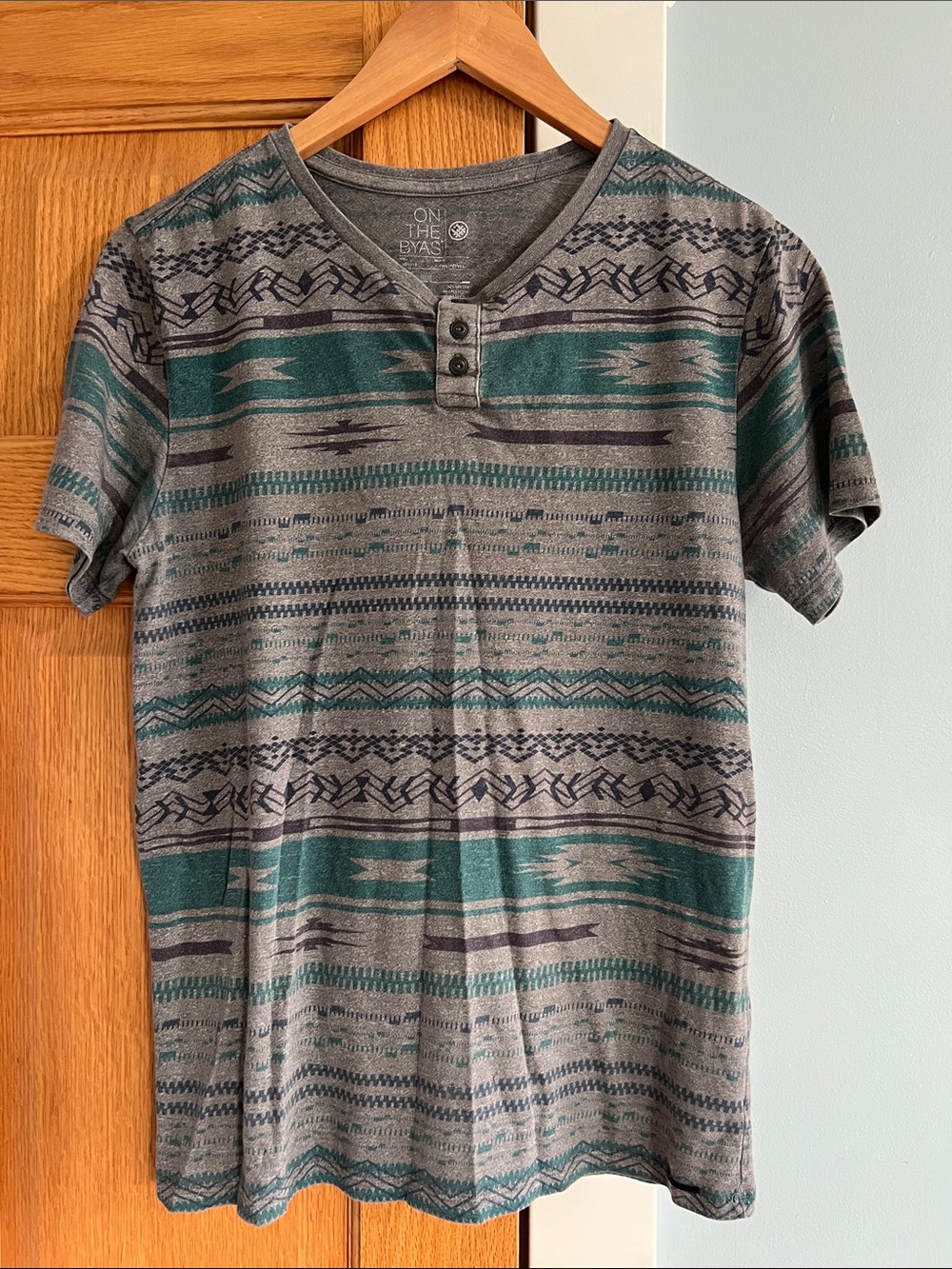 on the byas Gray & Teal Aztec Pattern Short Sleeve Henley